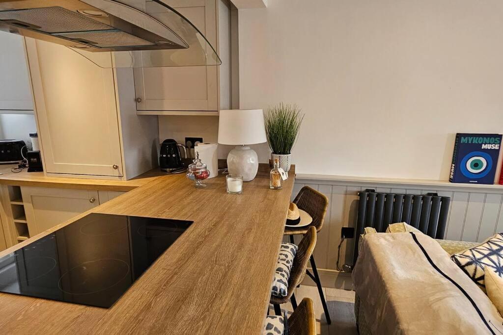 Humberston Boathouse Lodge & Hot Tub - Cleethorpes Beach Cabin Chalet ภายนอก รูปภาพ